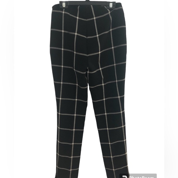 Le Chateau Check Black and White tapered ankle Trousers 26” waist - Picture 5 of 11
